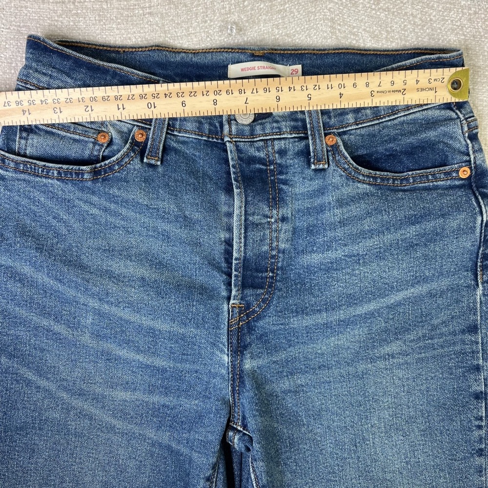 Levis Jeans Womens 29 Blue Med Wash Wedgie Straight High Rise Button Fly Denim - Picture 9 of 11